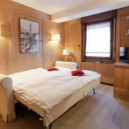 Sweet Cristallo Apartment *